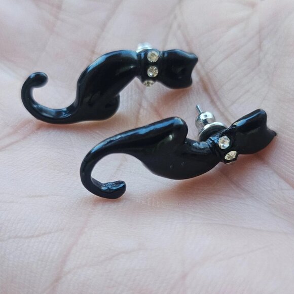 Black Cat Earrings Vintage Fashion Jewelry Earrings Crystals Accent Earrings - Picture 4 of 11